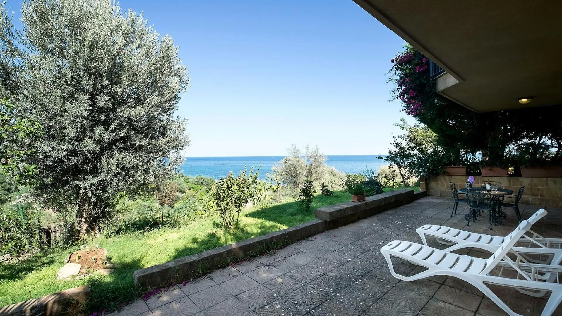 Vfh- Park Residence Cicladi Santa Flavia 0*,  Italy