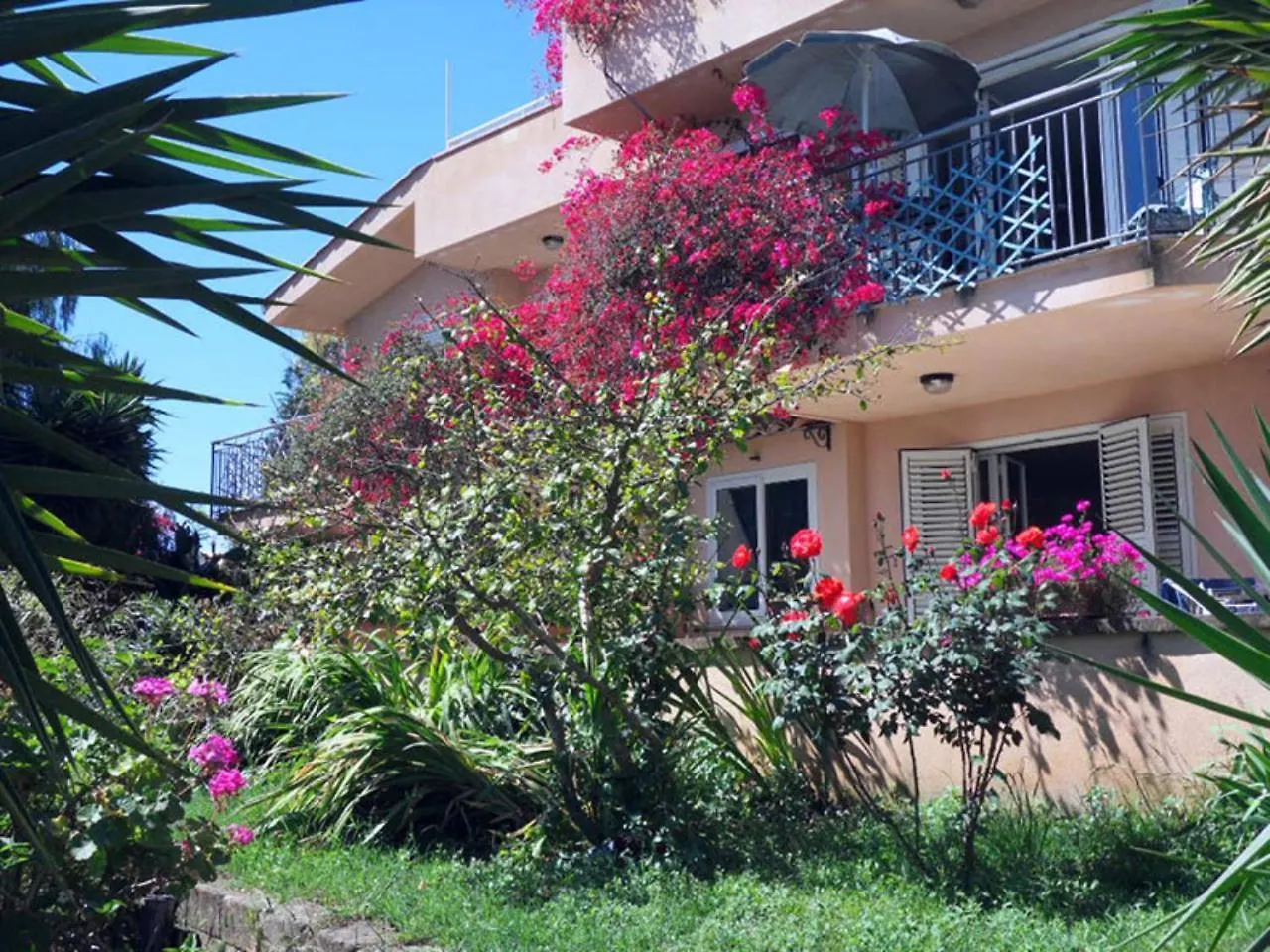 Holiday home Vfh- Park Residence Cicladi Santa Flavia Italy